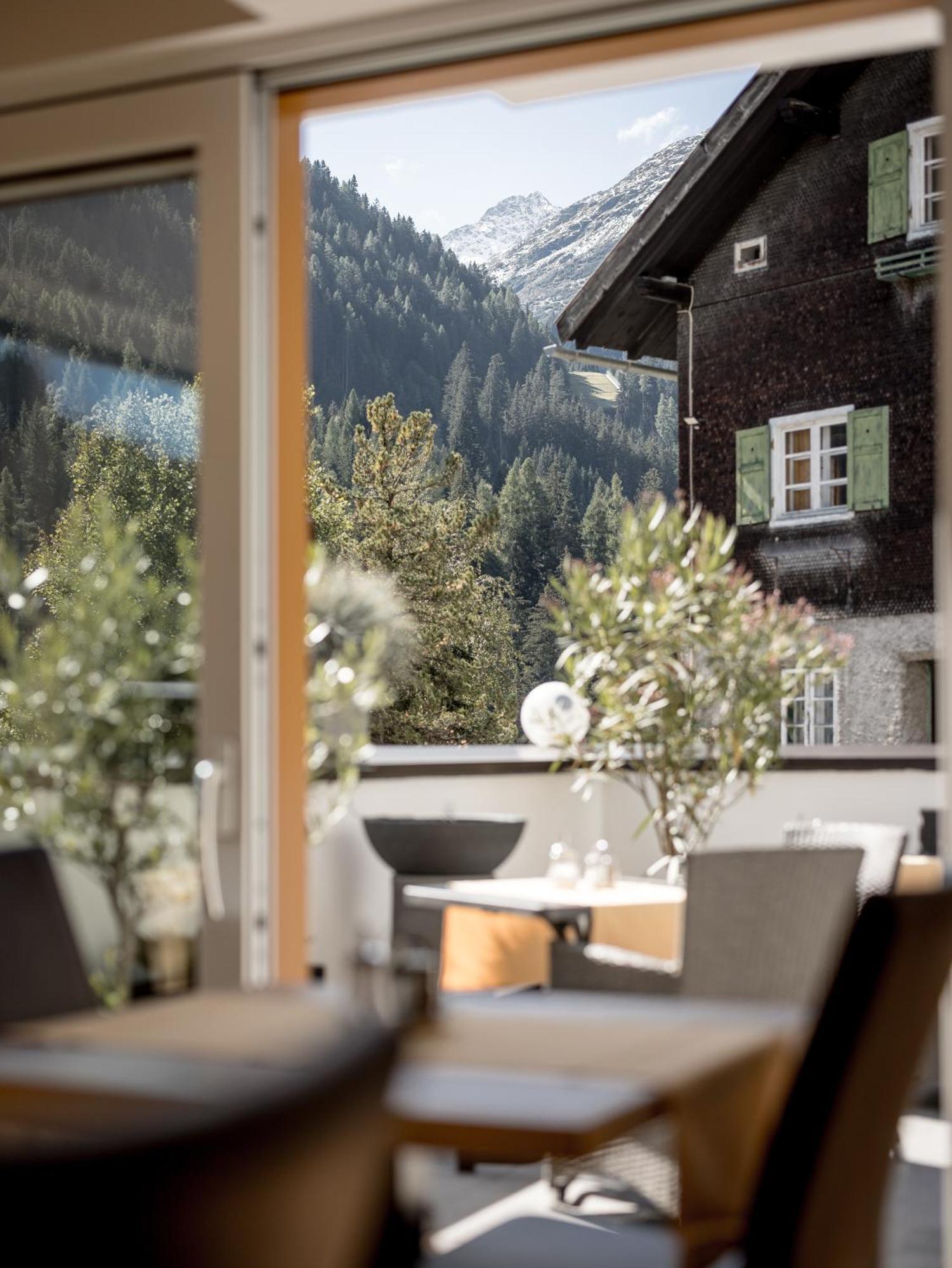 Quality Hosts Arlberg - Haus Pepi Eiter Hotel St. Anton am Arlberg Exterior foto