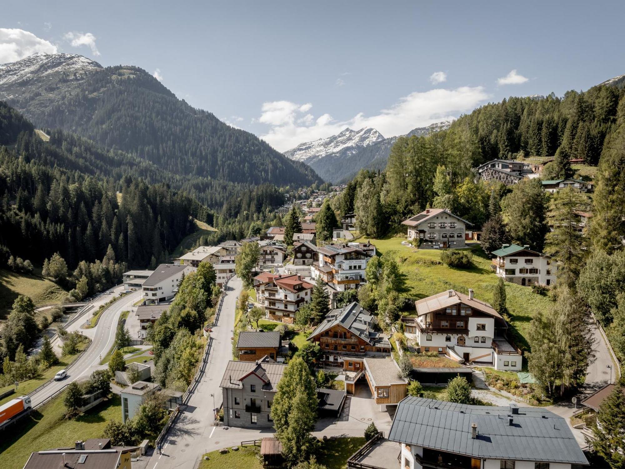 Quality Hosts Arlberg - Haus Pepi Eiter Hotel St. Anton am Arlberg Exterior foto