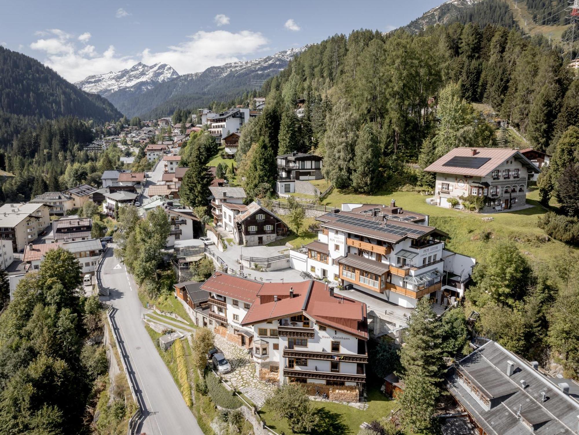 Quality Hosts Arlberg - Haus Pepi Eiter Hotel St. Anton am Arlberg Exterior foto